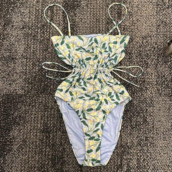 Agua by Agua Bendita Azul Swimsuit - Picture 4 of 7